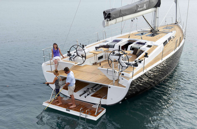 piraeus sailing yacht charter